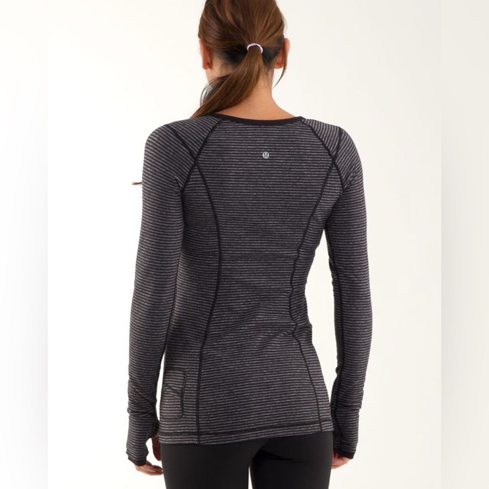 Lululemon Run: Turn Around Long Sleeve Thumb Holes Activewear Workout Gym Winter